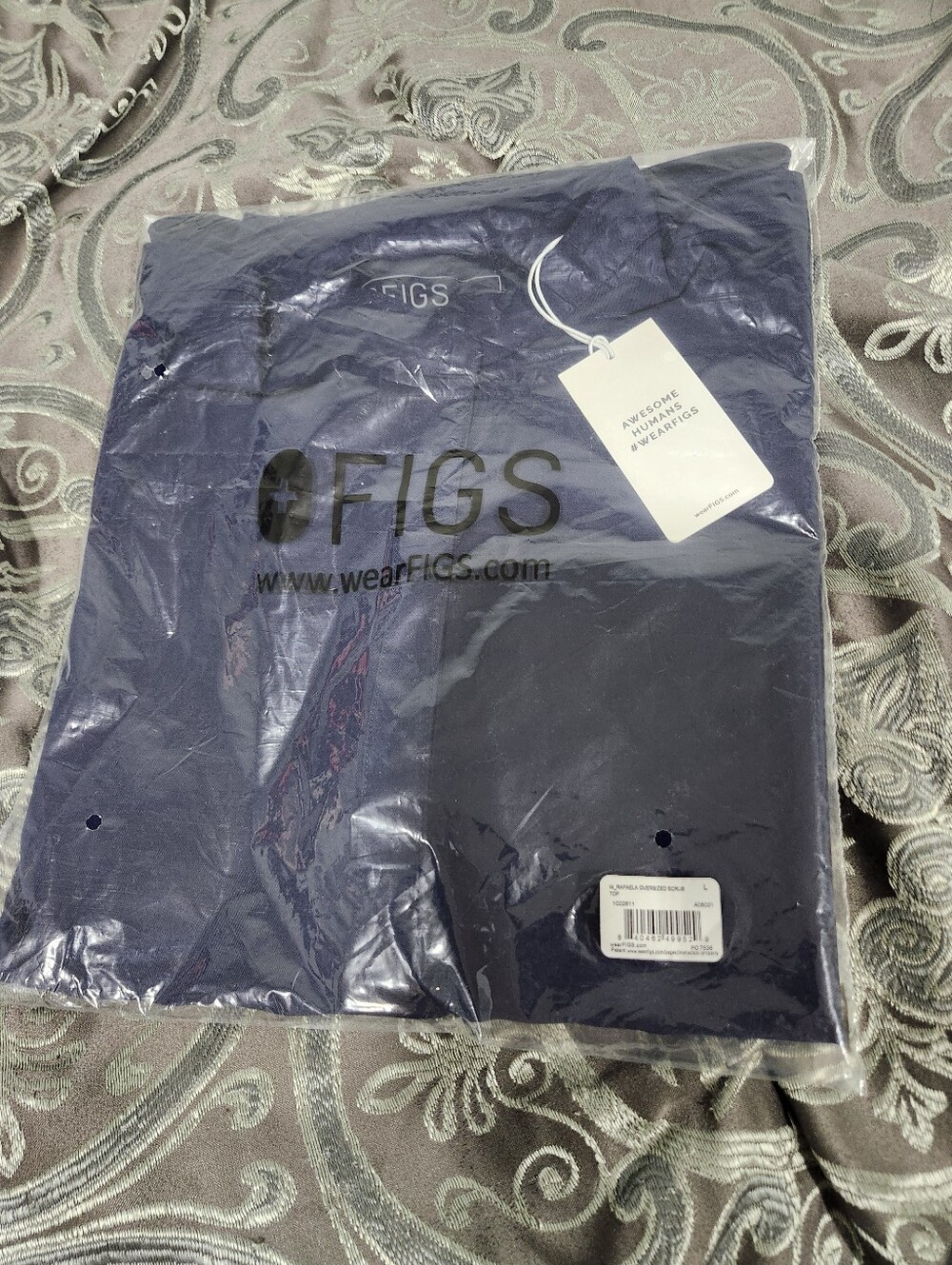 Nwt figs navy blue rafeala oversized scrub top size L - Picture 1 of 4